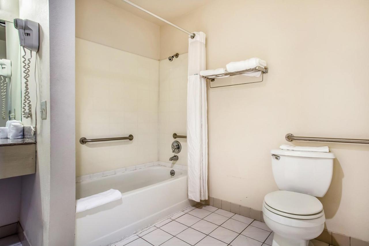 Arlington Motor Inn Bagian luar foto